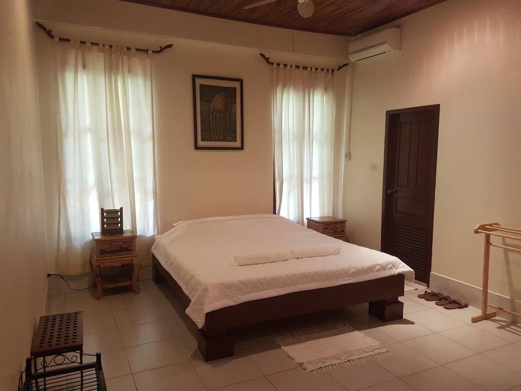 Villa Thakhek Exterior foto