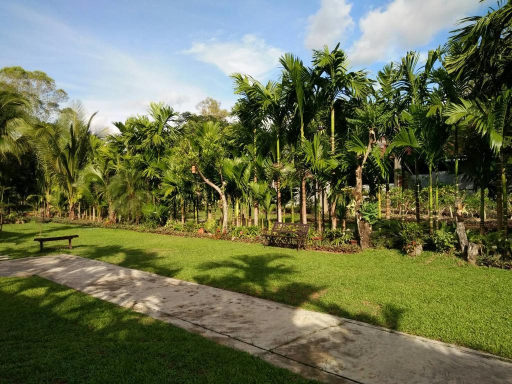 Villa Thakhek Exterior foto